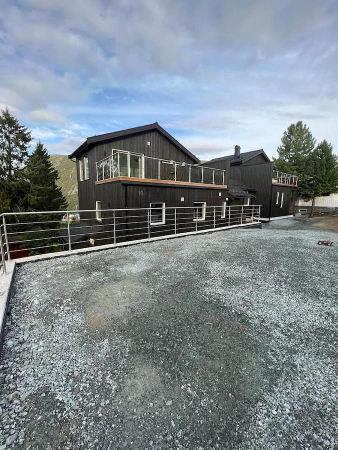 Tromso Arctic Villa With Free Parking Exterior foto